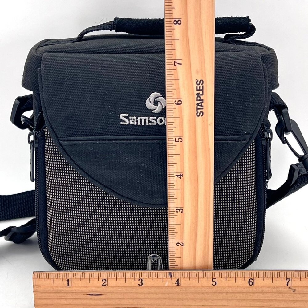 Samsonite Black Compact Camera Bag With Padded Interior & Adjustable Strap - Picture 14 of 16